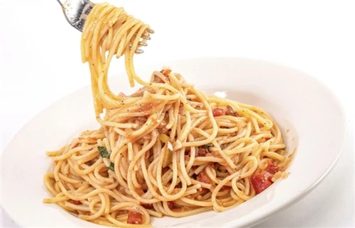 Does Narrow Tine Spacing Make Twirling Spaghetti Difficult?